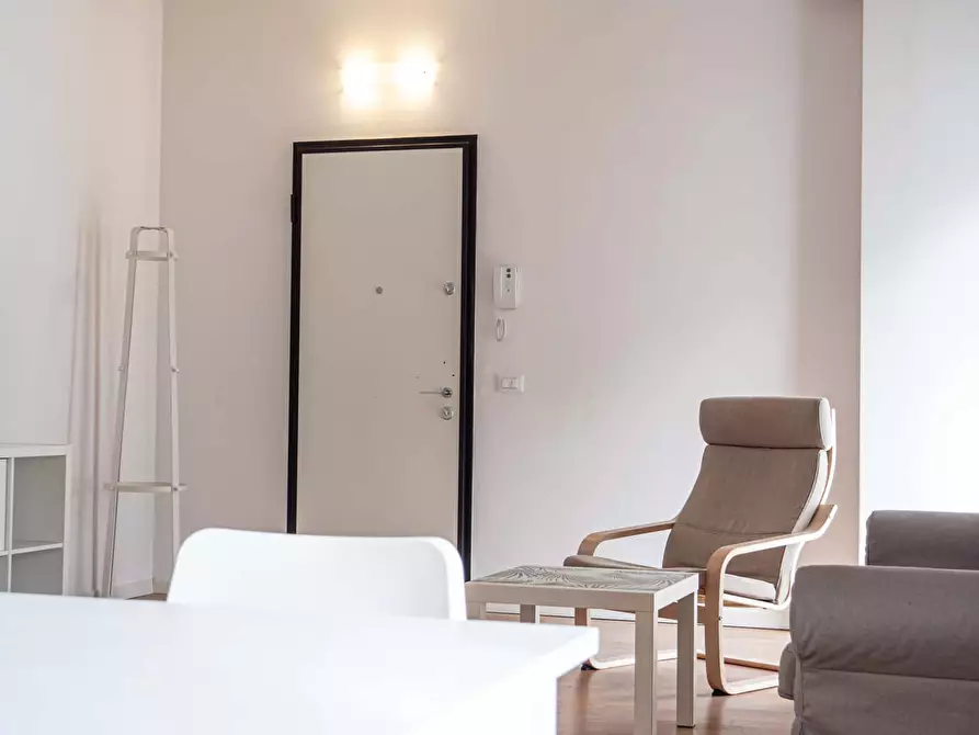 Immagine 3 di Appartamento in affitto  in Via Vesio28 a Milano