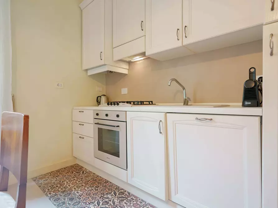 Immagine 5 di Appartamento in affitto  in Via de' Castagnoli14 a Bologna