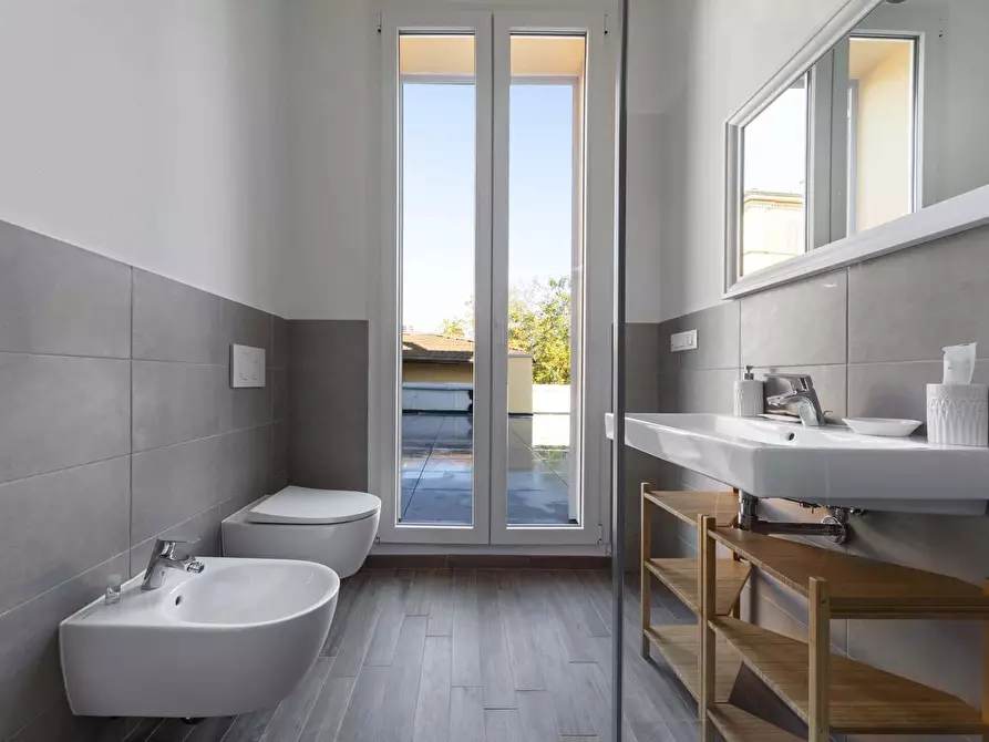 Immagine 15 di Appartamento in affitto  in Via Giuseppe Massarenti254 a Bologna