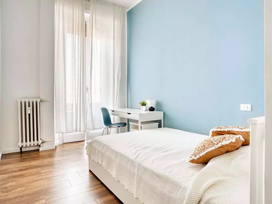 Immagine 2 di Camera in affitto  in Via Pellegrino Rossi14 a Milano