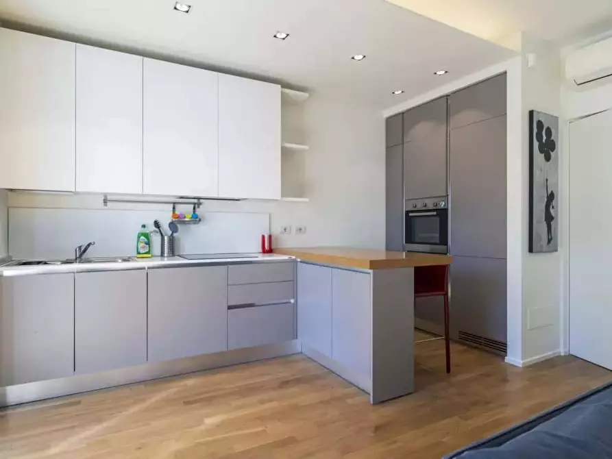 Immagine 2 di Appartamento in affitto  in Via Guglielmo Röntgen24 a Milano