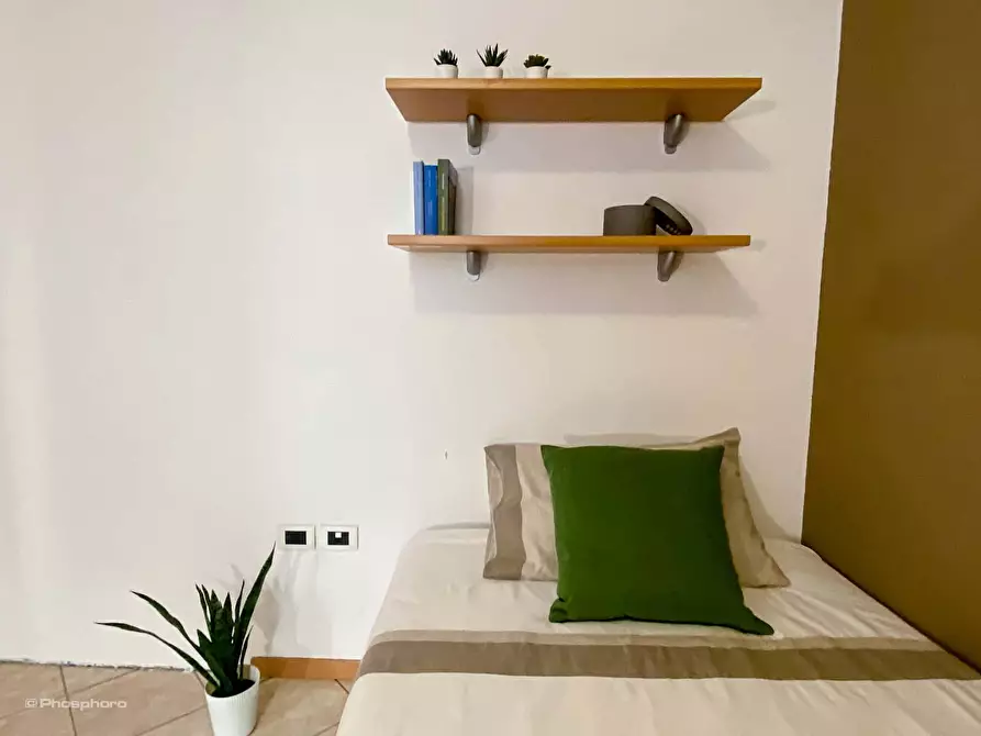 Immagine 5 di Camera in affitto  in Via Tommaso Gar15 a Trento