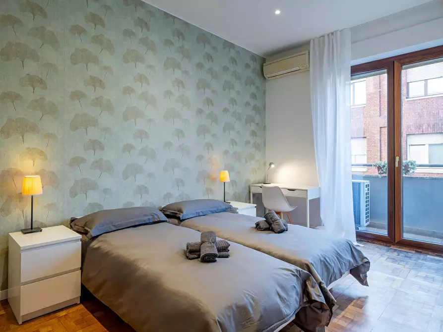 Immagine 51 di Appartamento in affitto  in Via Urbano III1 a Milano