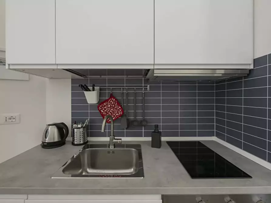 Immagine 9 di Appartamento in affitto  in Via Accademia53 a Milano