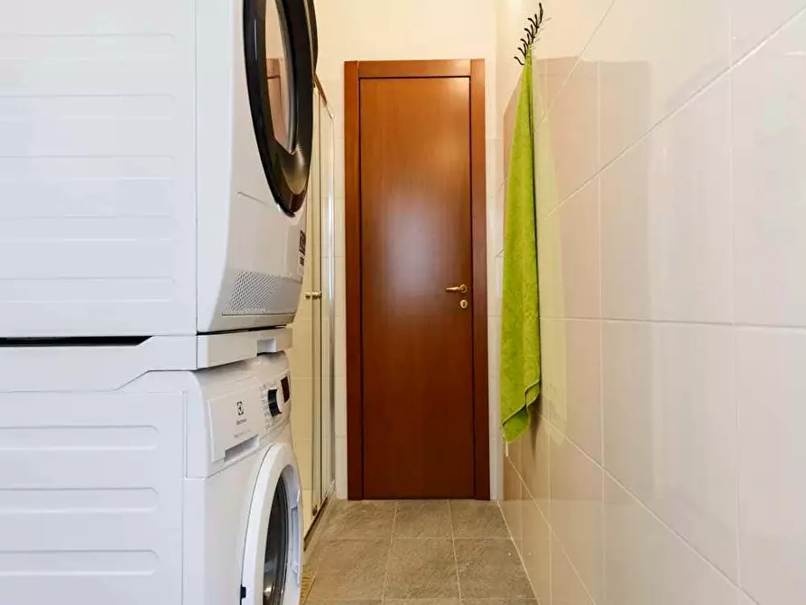 Immagine 24 di Camera in affitto  in Viale Emilio Caldara24a a Milano