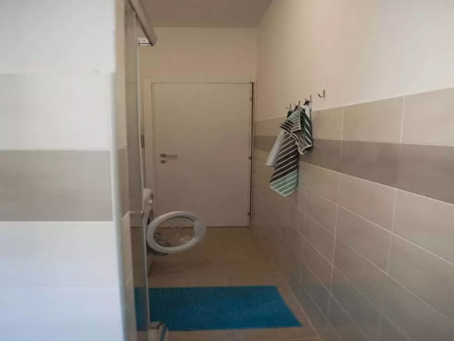 Immagine 45 di Camera in affitto  in Viale Tunisia13 a Milano