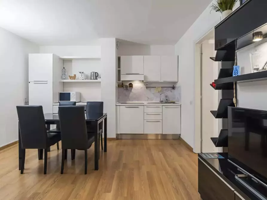 Immagine 5 di Appartamento in affitto  in Via Vigevano13 a Milano