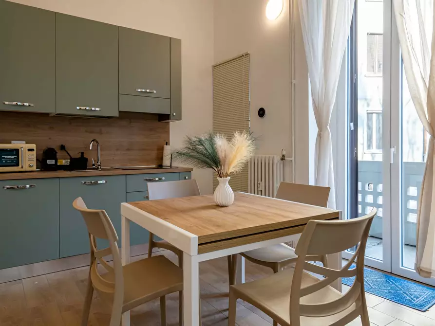 Immagine 49 di Appartamento in affitto  in Via Giovanni Pascoli4 a Milano