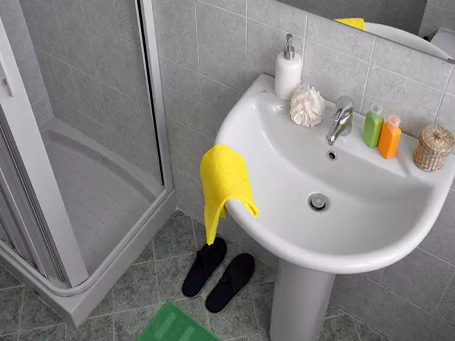 Immagine 16 di Camera in affitto  in Via Tortona86 a Milano