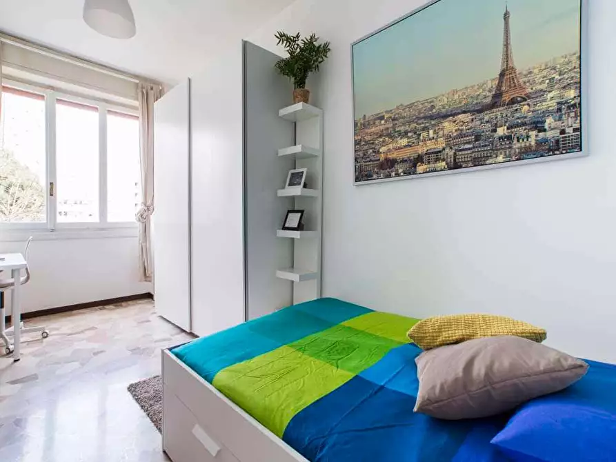 Immagine 4 di Camera in affitto  in Via Raffaello Bertieri1 a Milano