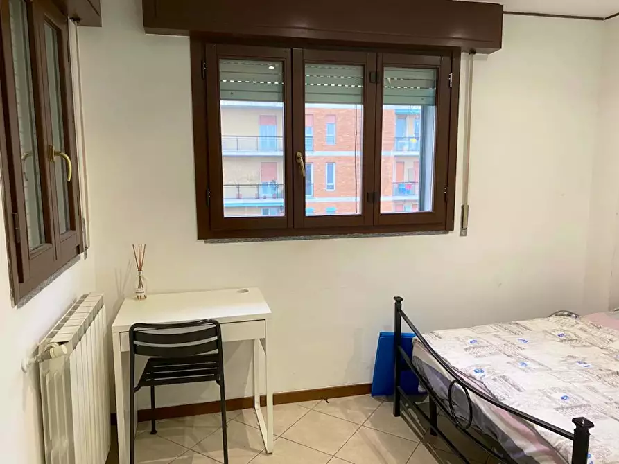 Immagine 2 di Camera in affitto  in Via Ettore Ponti38 a Milano