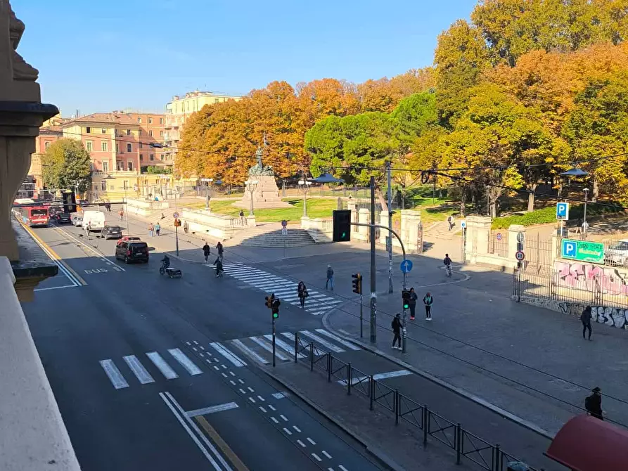 Immagine 148 di Appartamento in affitto  in Via Irnerio9 a Bologna