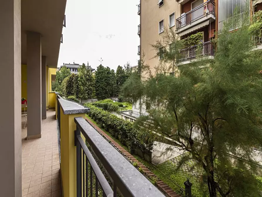 Immagine 4 di Camera in affitto  in Via Giuseppe Regaldi19 a Milano