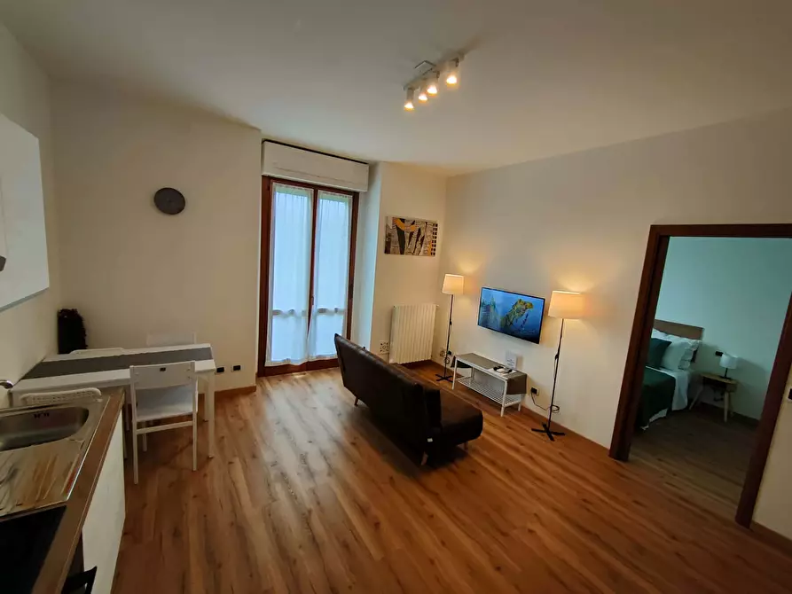 Immagine 2 di Appartamento in affitto  in Viale Corsica55 a Milano