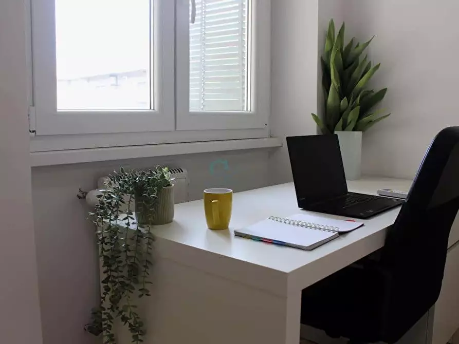 Immagine 25 di Appartamento in affitto  in Via Bellegra35 a Roma