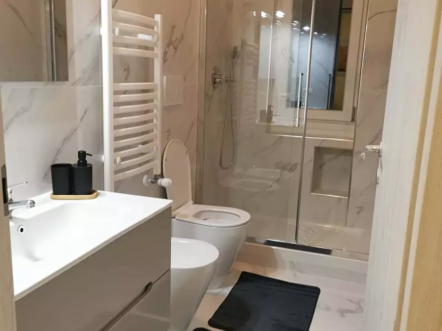 Immagine 10 di Camera in affitto  in Via Vittorio Scialoia9 a Milano