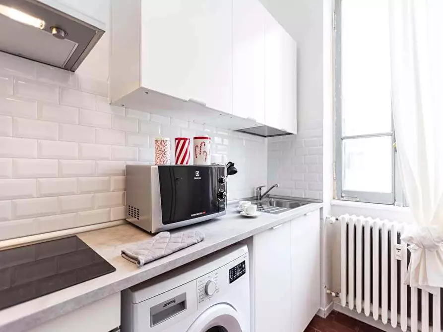 Immagine 10 di Camera in affitto  in Via Paolo Bassi22 a Milano