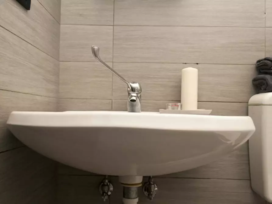 Immagine 24 di Camera in affitto  in Via Romolo Gessi17 a Torino