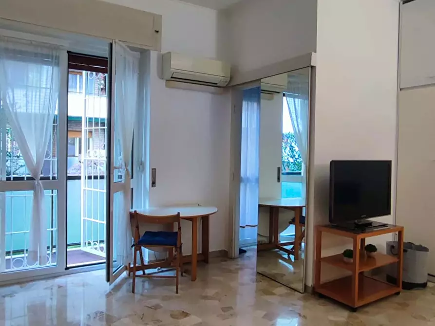 Immagine 13 di Appartamento in affitto  in Via Roald Amundsen a Milano