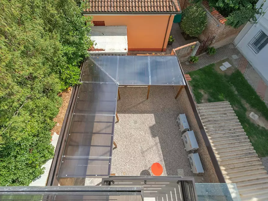 Immagine 14 di Camera in affitto  in Via Armari11 a Ferrara