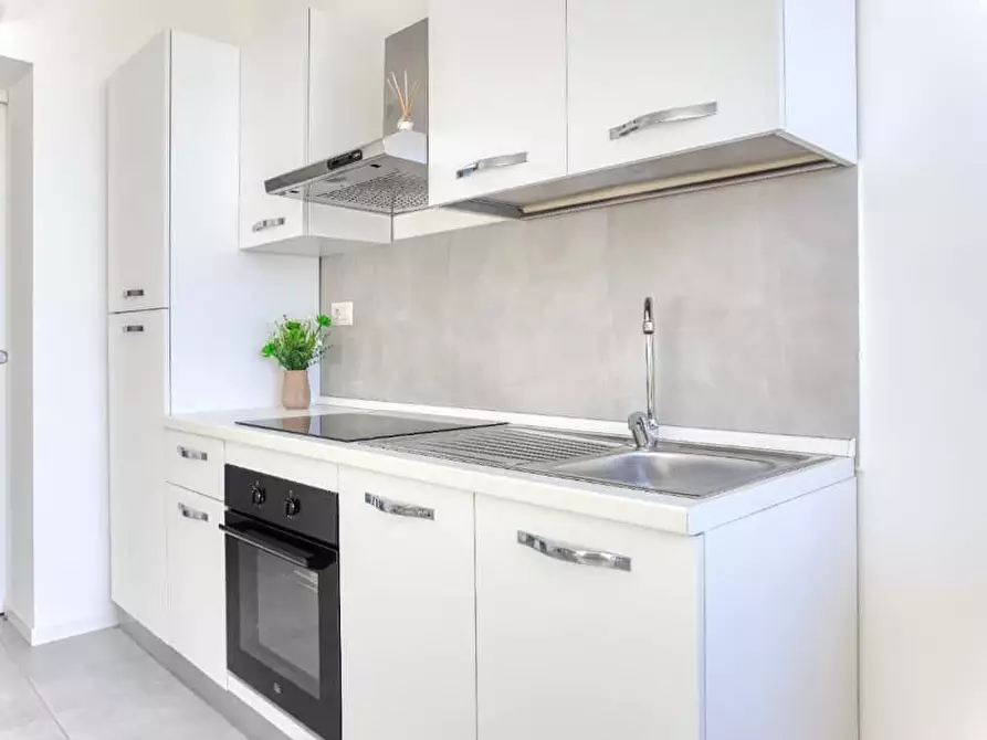 Immagine 5 di Appartamento in affitto  in Via Giovanni Battista Cassinis1 a Milano