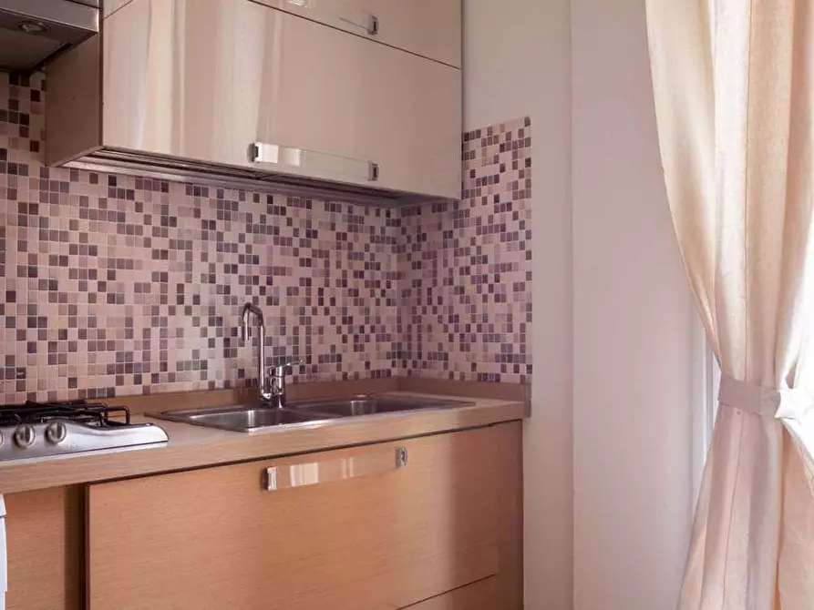 Immagine 10 di Camera in affitto  in Via Marsala28 a Bologna