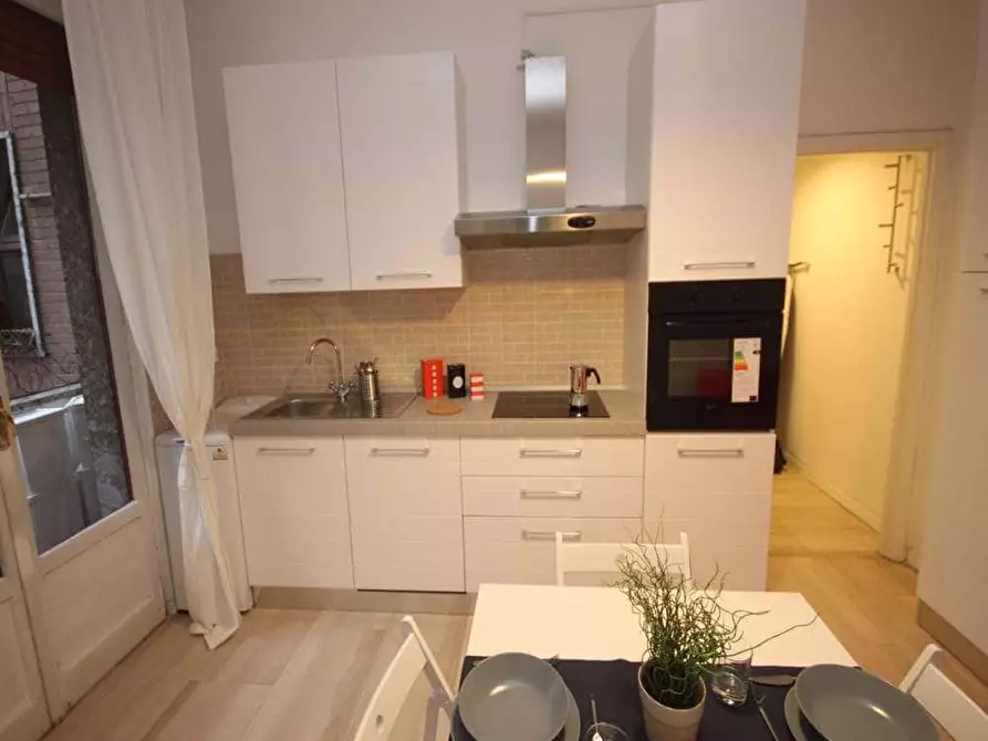 Immagine 34 di Camera in affitto  in Via Salvatore Barzilai15 a Milano