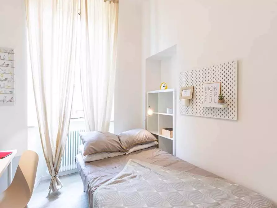 Immagine 3 di Camera in affitto  in Via della Moscova25 a Milano