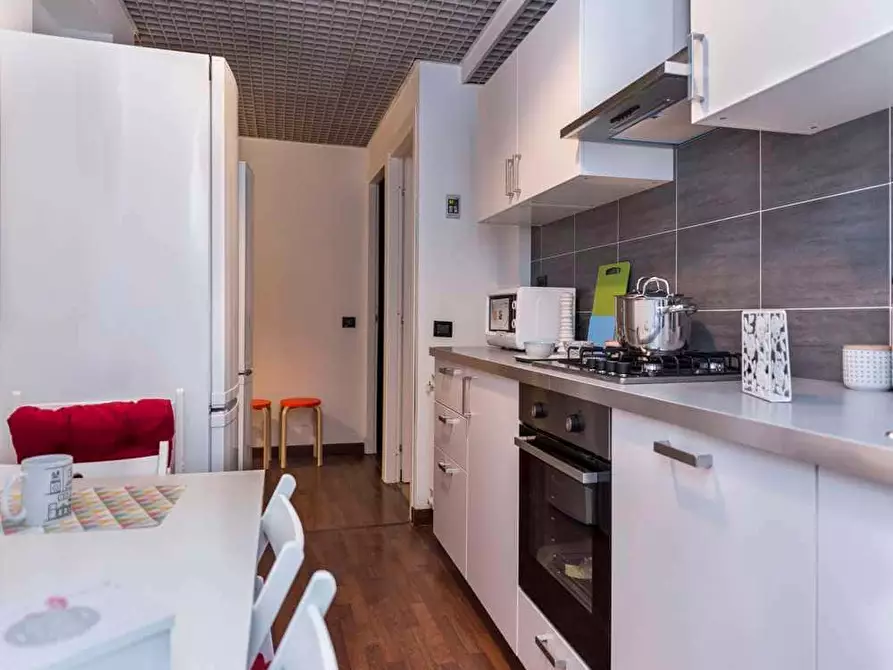 Immagine 41 di Camera in affitto  in Via Giulio Tarra1 a Milano