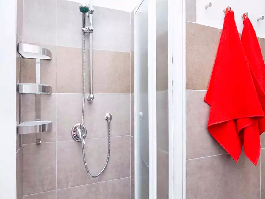 Immagine 8 di Camera in affitto  in Via Genova a Vicenza