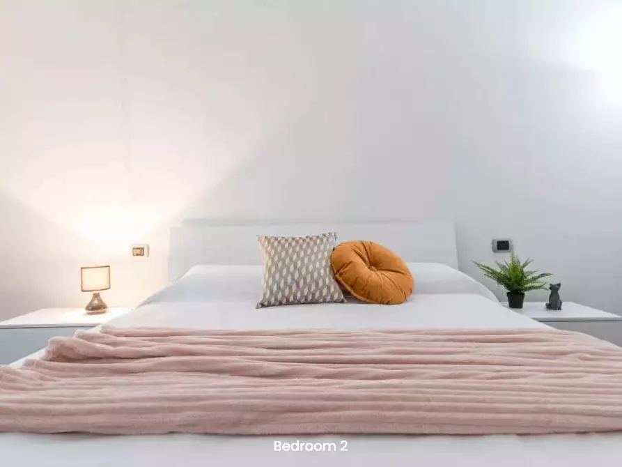 Immagine 3 di Camera in affitto  in Via Guido Guarini Matteucci1 a Milano