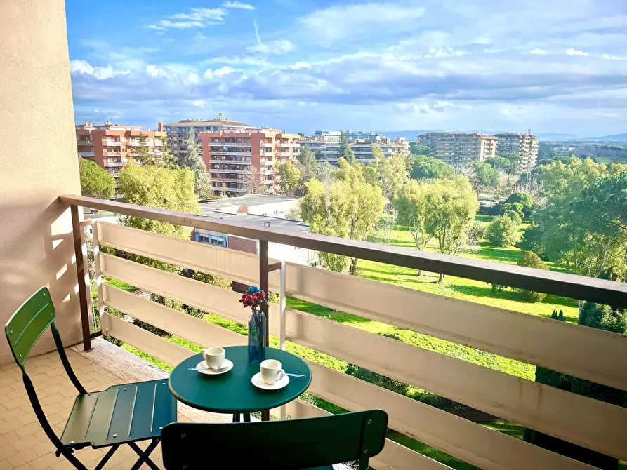 Immagine 1 di Appartamento in affitto  in Via Simone Martini125 a Roma