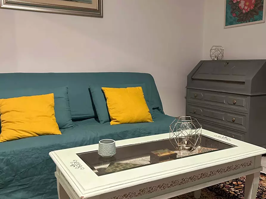 Immagine 3 di Appartamento in affitto  in Via San Luca77 a Guarcino
