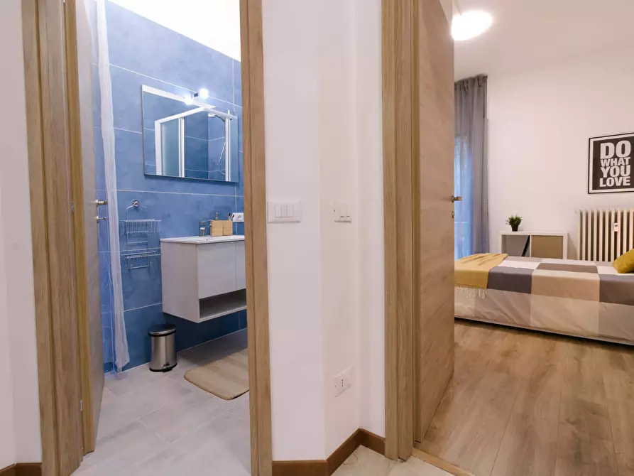 Immagine 11 di Camera in affitto  in Via Senatore Diogene Valotti a Brescia