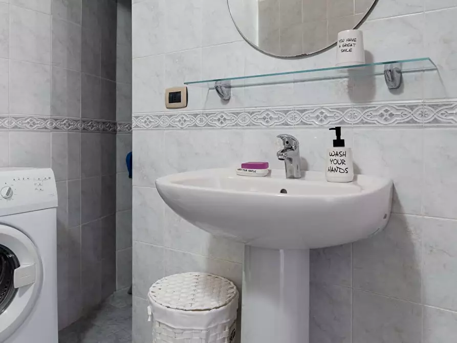 Immagine 11 di Appartamento in affitto  in Via San Carlo49 a Bologna