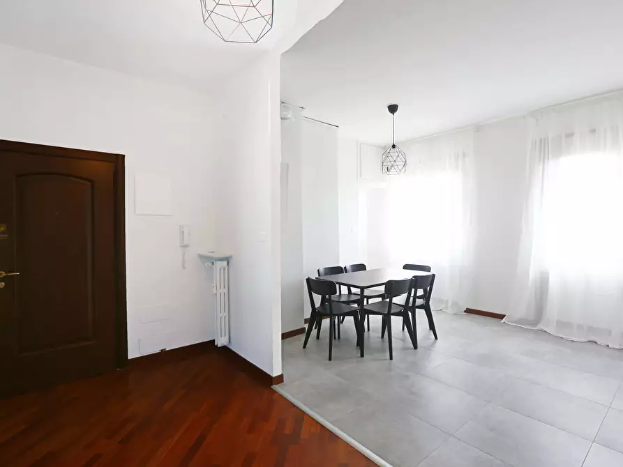Immagine 12 di Camera in affitto  in Via Passo Sella12 a Milano