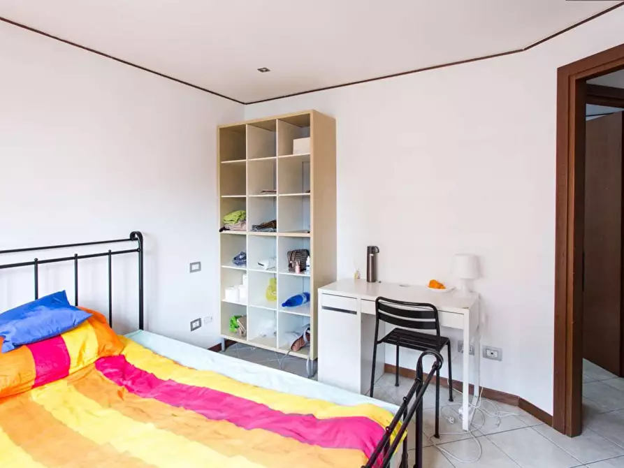 Immagine 5 di Camera in affitto  in Via Ettore Ponti38 a Milano