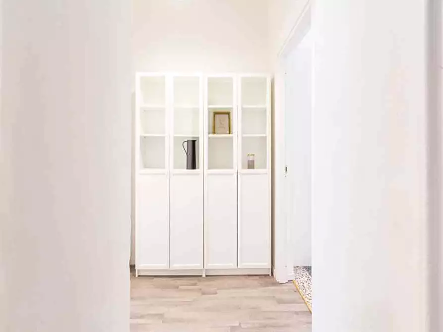 Immagine 19 di Camera in affitto  in Via San Marco20 a Milano