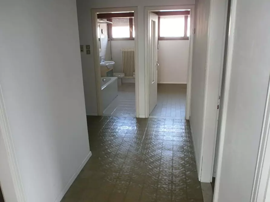 Immagine 17 di Camera in affitto  in Via Castelbarco18 a Trento