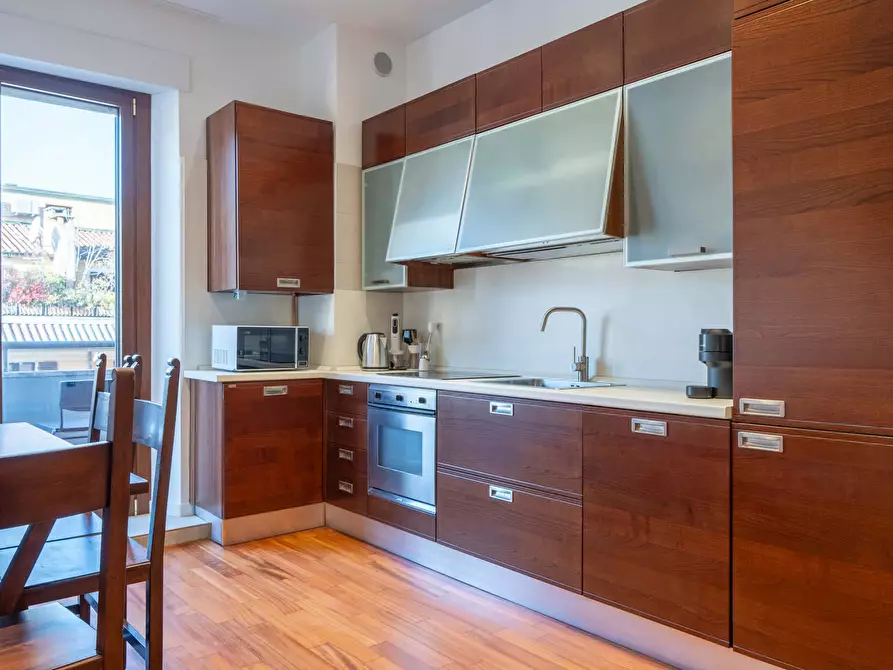 Immagine 46 di Appartamento in affitto  in Via Urbano III1 a Milano