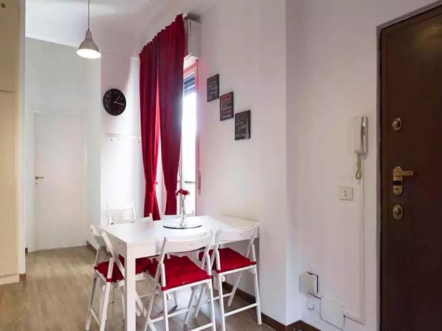 Immagine 3 di Camera in affitto  in Viale Coni Zugna27 a Milano