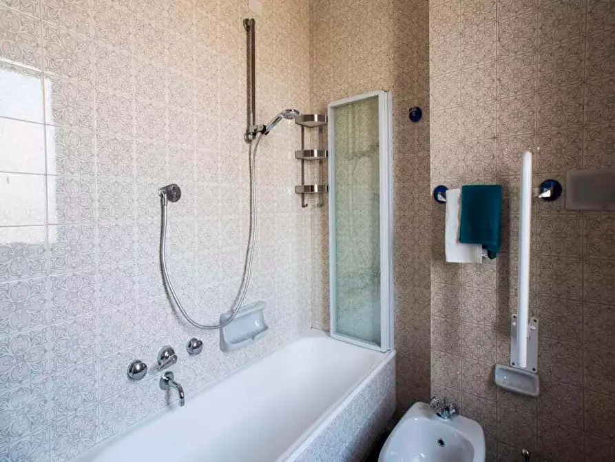 Immagine 47 di Camera in affitto  in Piazza Carlo Stuparich8 a Milano