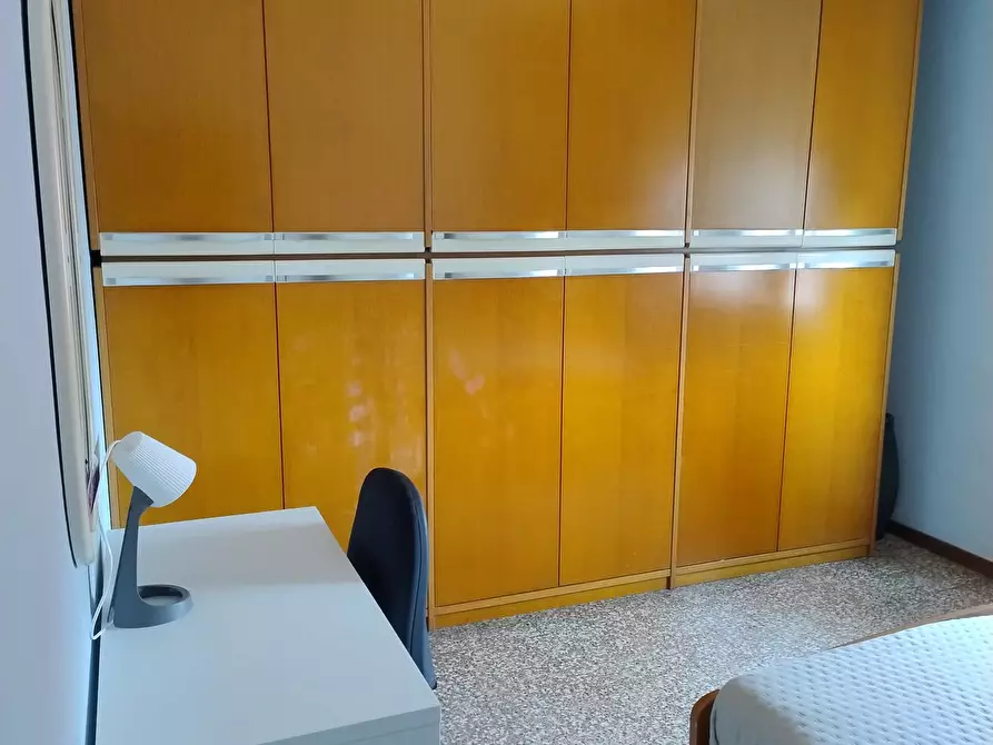 Immagine 3 di Camera in affitto  in Via Teano36 a Milano