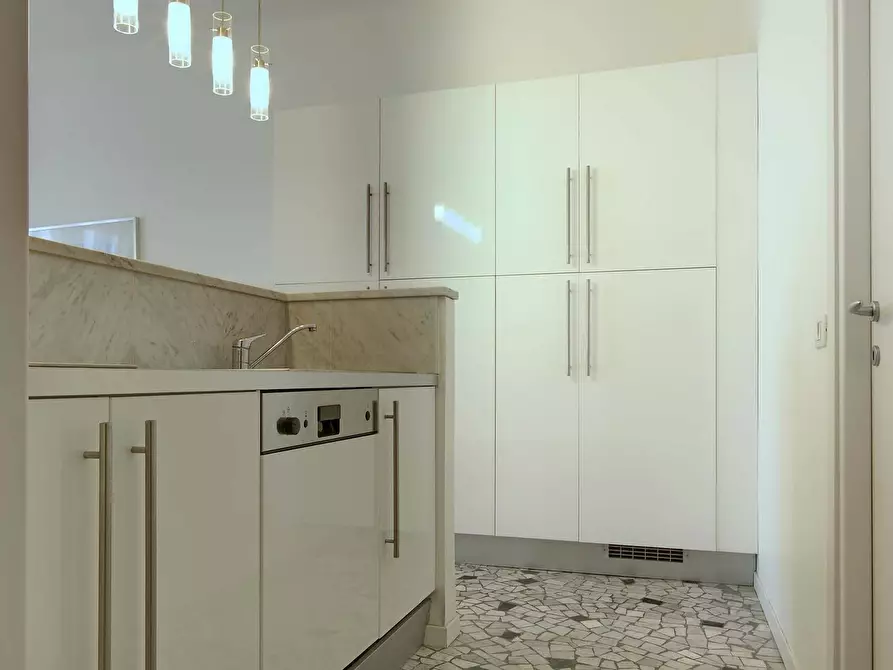 Immagine 4 di Appartamento in affitto  in Via Giovanni Battista Pergolesi31 a Milano