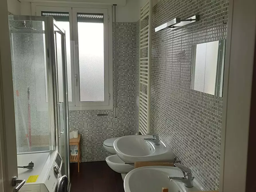 Immagine 4 di Camera in affitto  in Via Ferrarese141 a Bologna