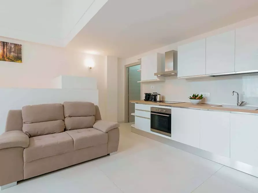 Immagine 3 di Appartamento in affitto  in Via Porrettana117 a Bologna