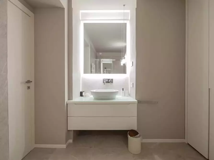 Immagine 18 di Appartamento in affitto  in Via Matteo Bandello22 a Milano