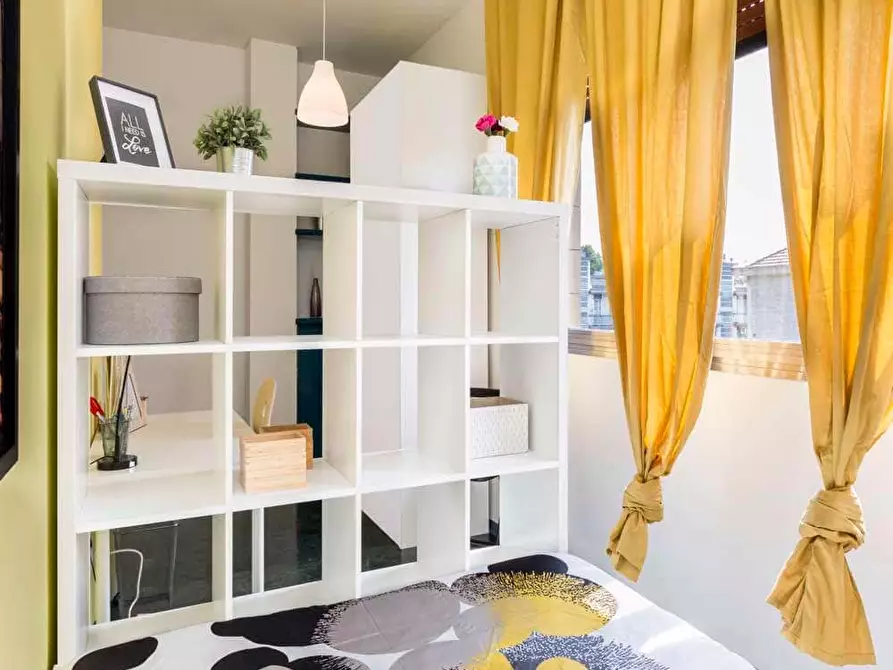 Immagine 2 di Camera in affitto  in Via Giuseppe Frua16 a Milano