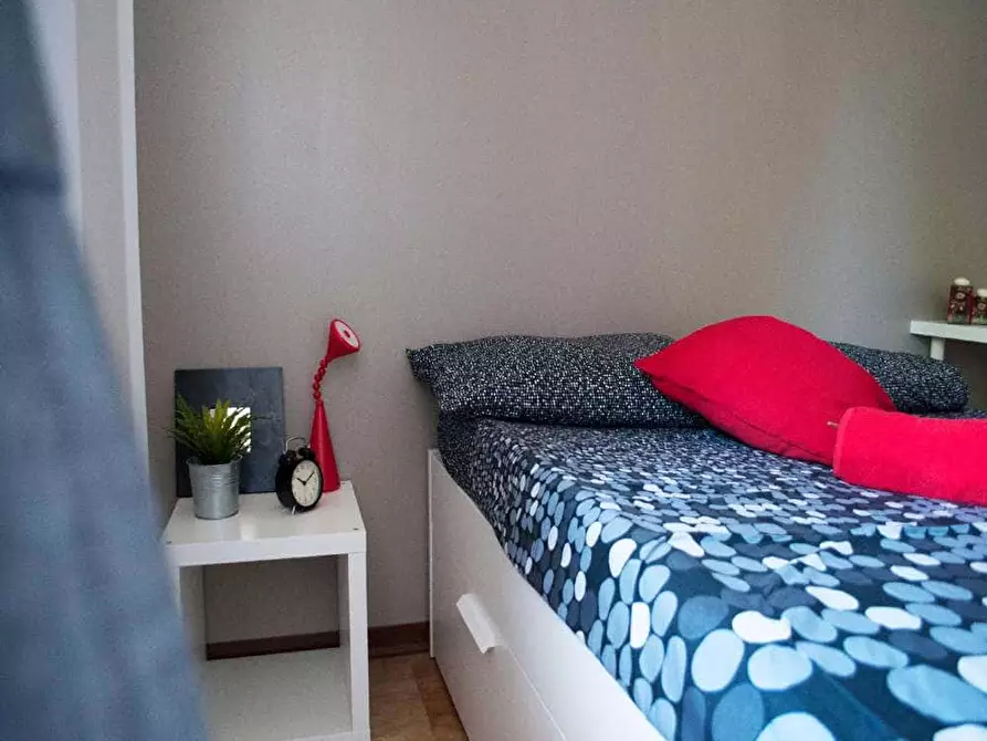 Immagine 12 di Camera in affitto  in Via Bassini19 a Milano
