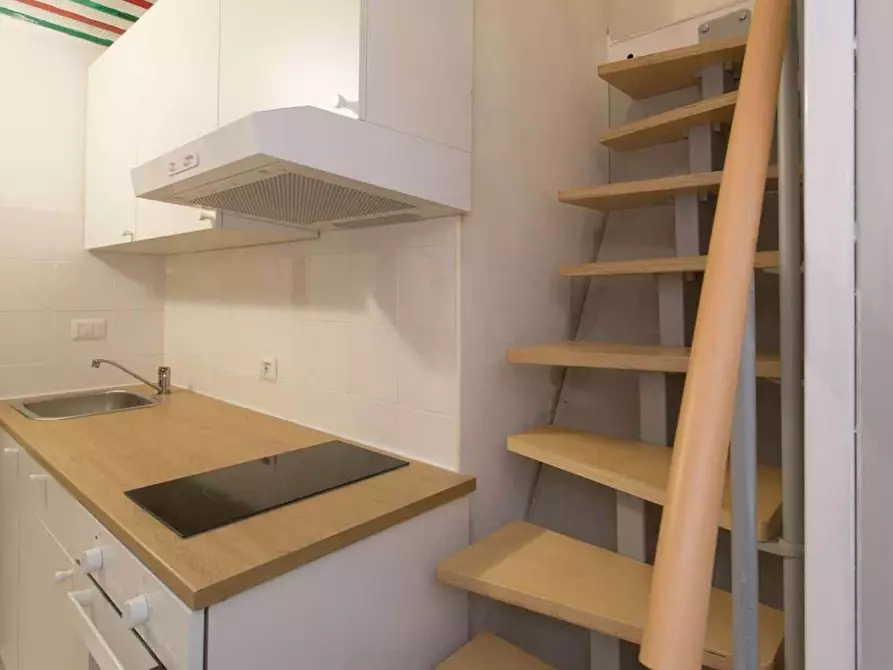 Immagine 4 di Camera in affitto  in Via Neera a Milano